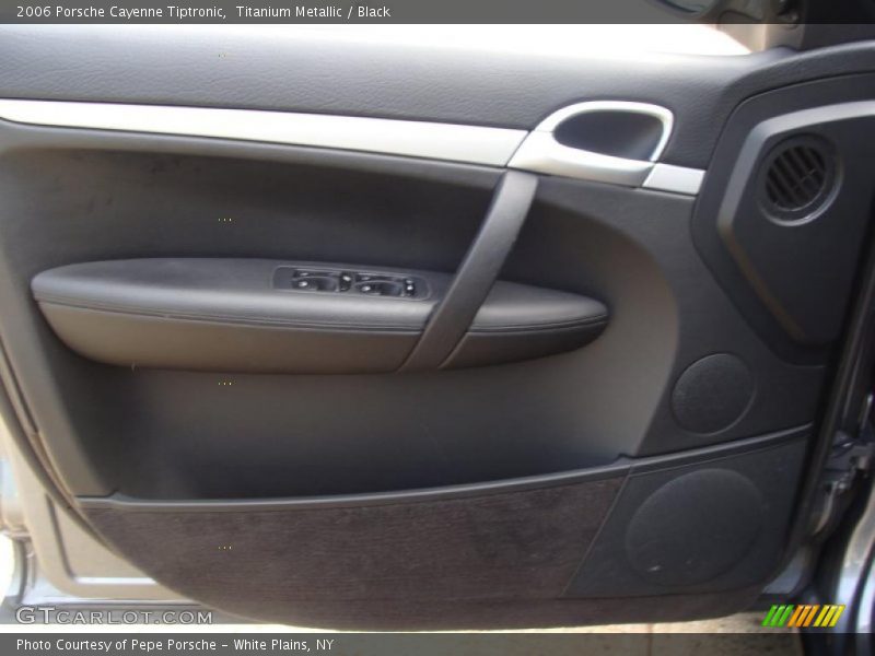 Titanium Metallic / Black 2006 Porsche Cayenne Tiptronic