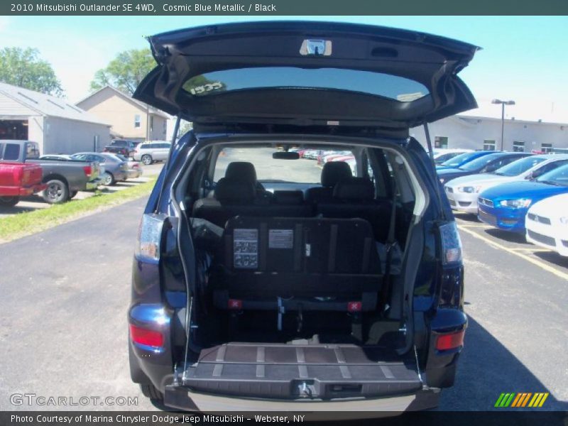 Cosmic Blue Metallic / Black 2010 Mitsubishi Outlander SE 4WD