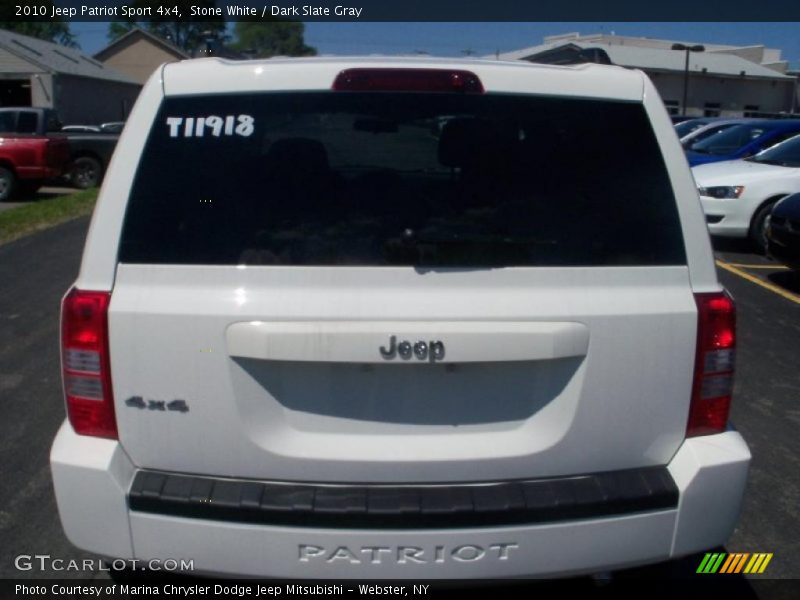 Stone White / Dark Slate Gray 2010 Jeep Patriot Sport 4x4