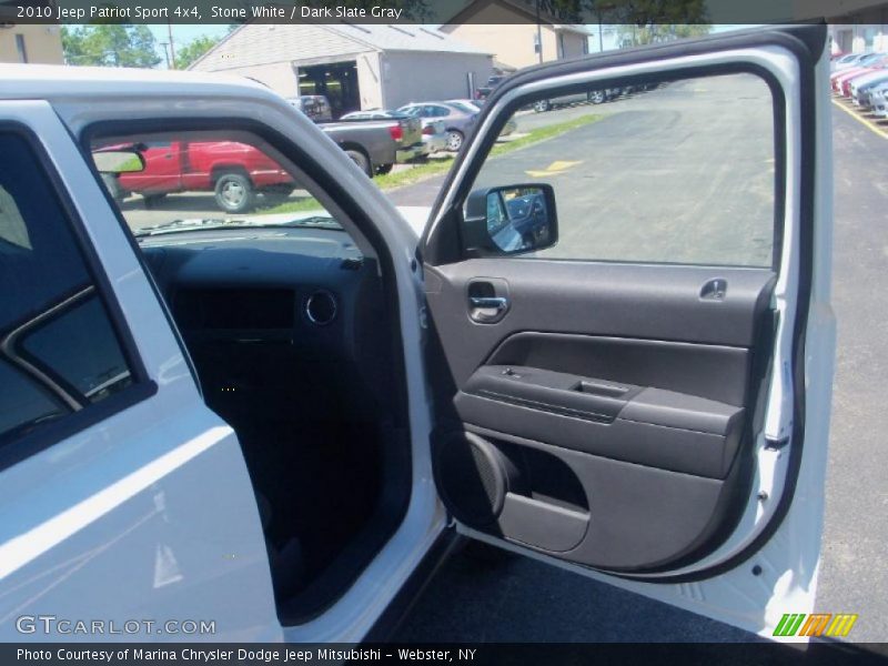 Stone White / Dark Slate Gray 2010 Jeep Patriot Sport 4x4