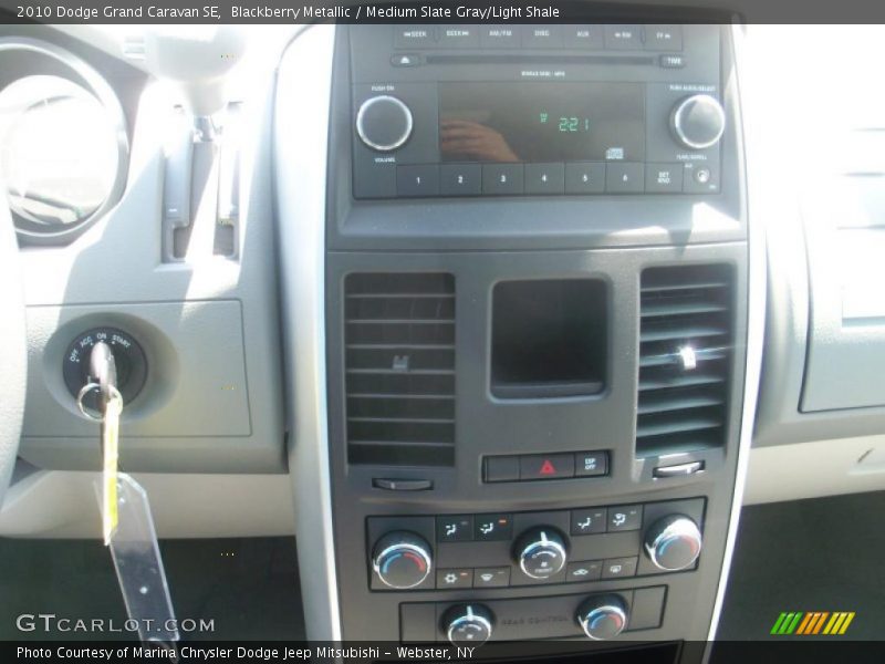 Blackberry Metallic / Medium Slate Gray/Light Shale 2010 Dodge Grand Caravan SE