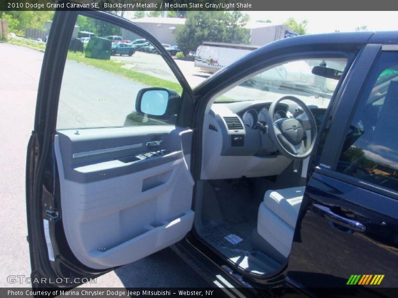 Blackberry Metallic / Medium Slate Gray/Light Shale 2010 Dodge Grand Caravan SE
