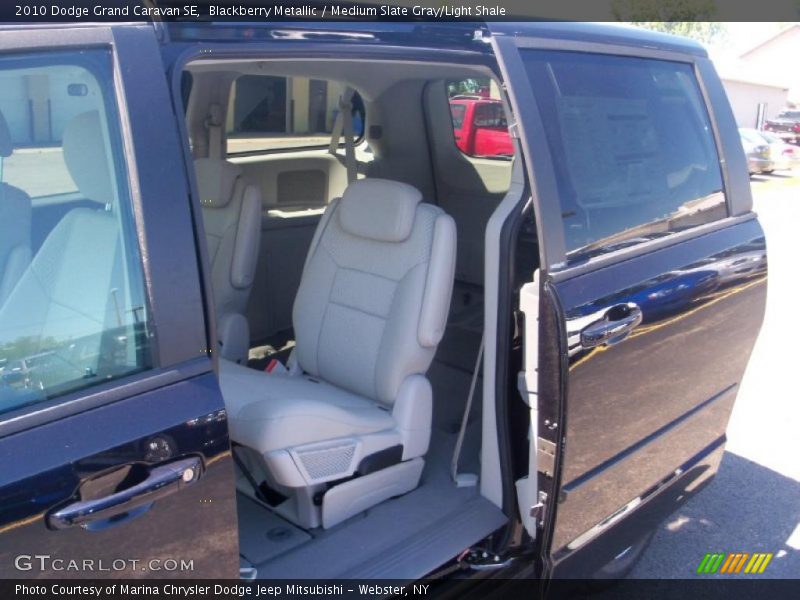 Blackberry Metallic / Medium Slate Gray/Light Shale 2010 Dodge Grand Caravan SE