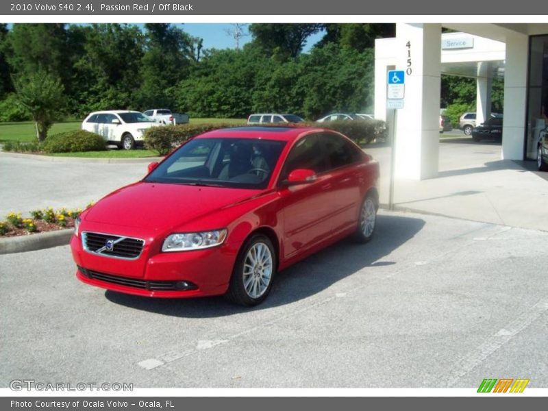 Passion Red / Off Black 2010 Volvo S40 2.4i