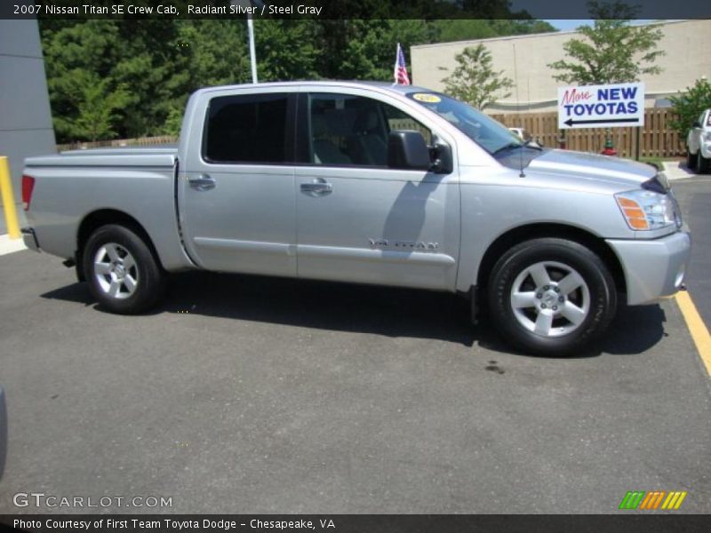 Radiant Silver / Steel Gray 2007 Nissan Titan SE Crew Cab