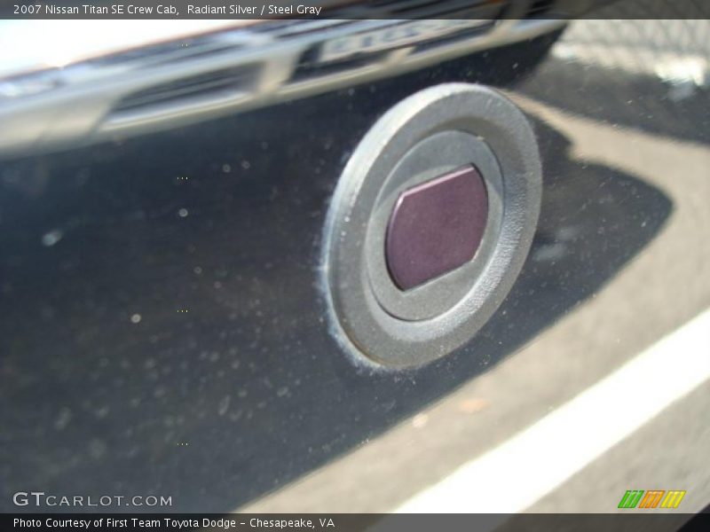 Radiant Silver / Steel Gray 2007 Nissan Titan SE Crew Cab