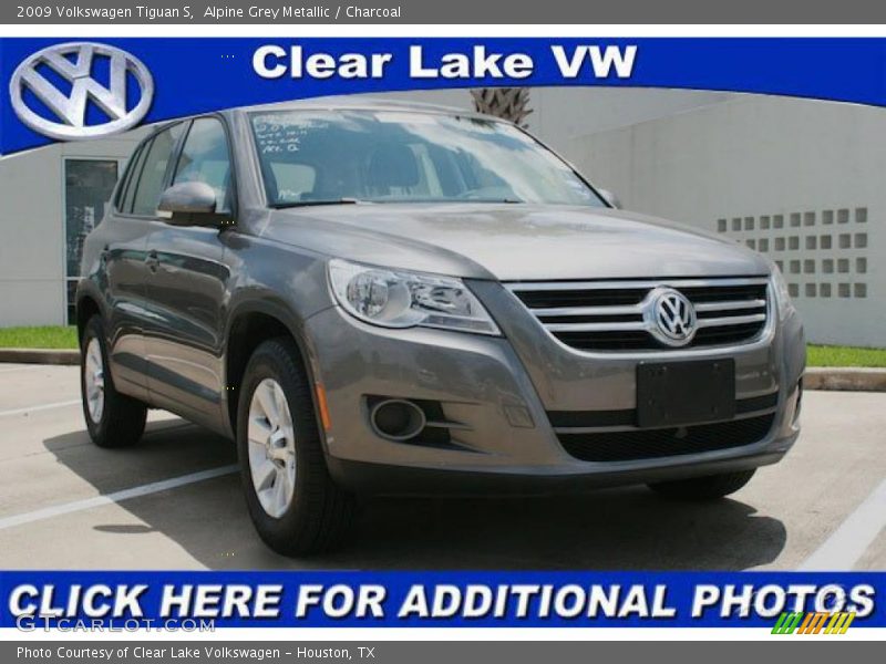 Alpine Grey Metallic / Charcoal 2009 Volkswagen Tiguan S