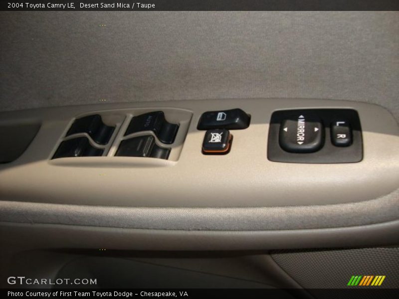 Desert Sand Mica / Taupe 2004 Toyota Camry LE