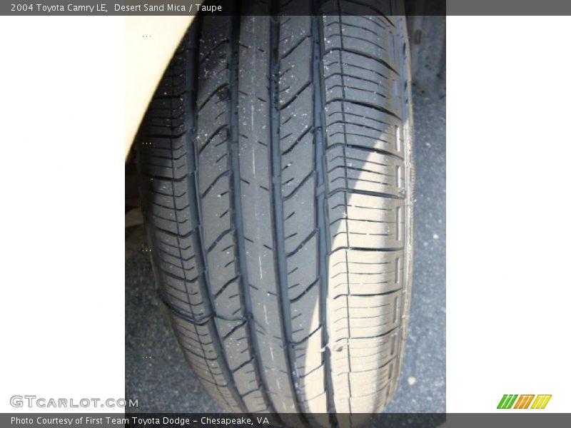 Desert Sand Mica / Taupe 2004 Toyota Camry LE