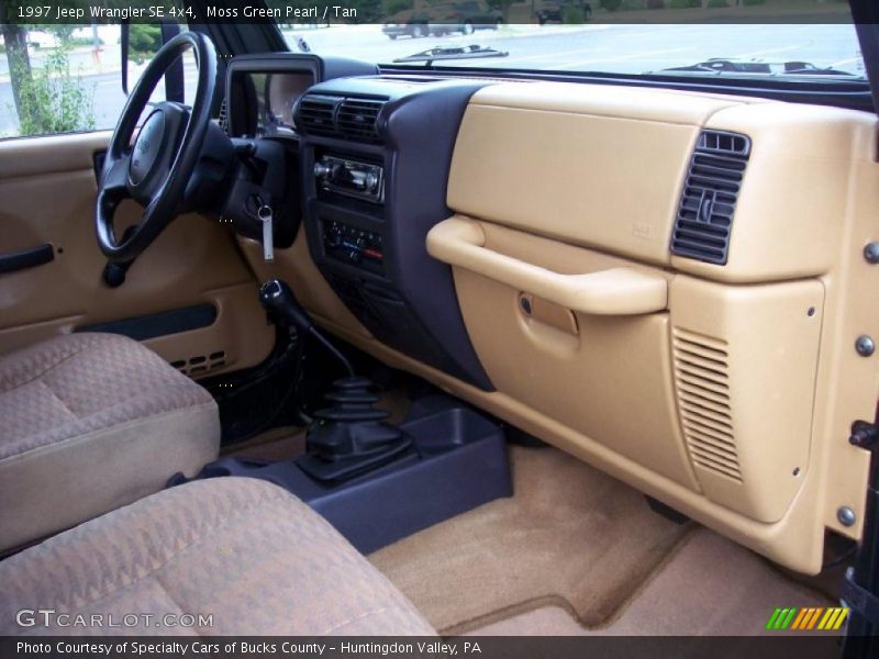 Moss Green Pearl / Tan 1997 Jeep Wrangler SE 4x4