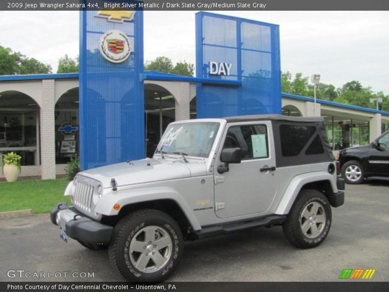 Bright Silver Metallic / Dark Slate Gray/Medium Slate Gray 2009 Jeep Wrangler Sahara 4x4
