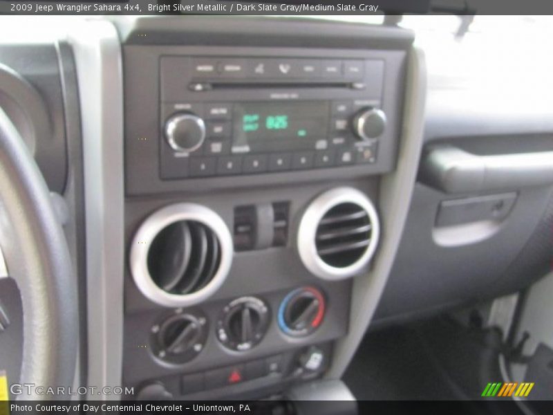 Bright Silver Metallic / Dark Slate Gray/Medium Slate Gray 2009 Jeep Wrangler Sahara 4x4