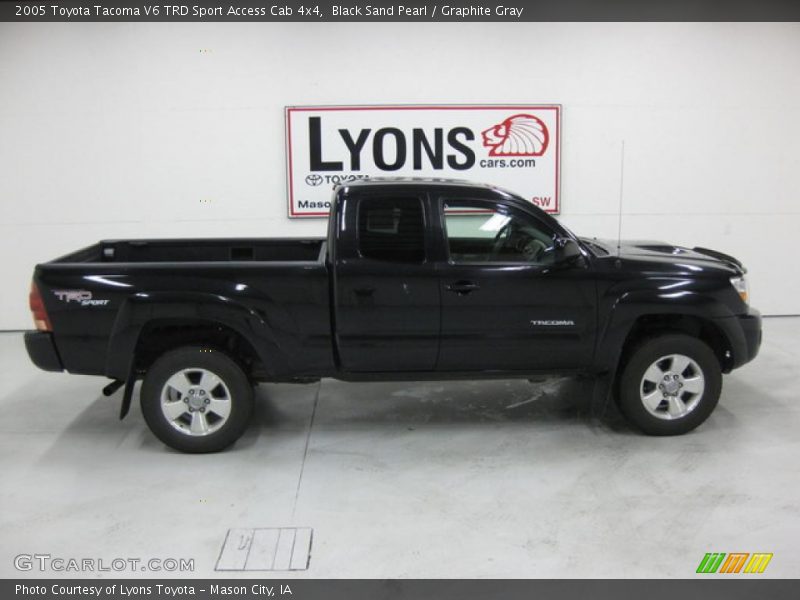 Black Sand Pearl / Graphite Gray 2005 Toyota Tacoma V6 TRD Sport Access Cab 4x4