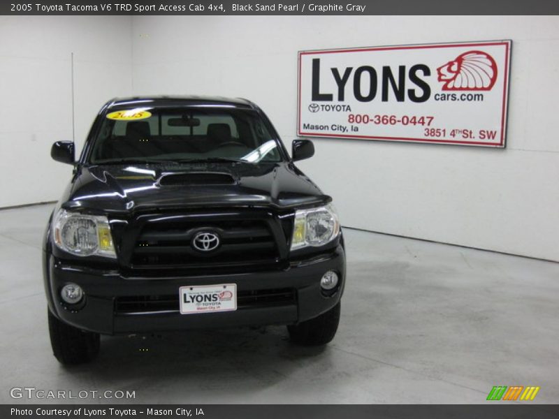 Black Sand Pearl / Graphite Gray 2005 Toyota Tacoma V6 TRD Sport Access Cab 4x4