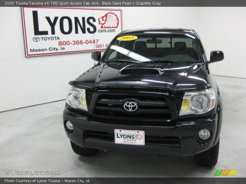 Black Sand Pearl / Graphite Gray 2005 Toyota Tacoma V6 TRD Sport Access Cab 4x4