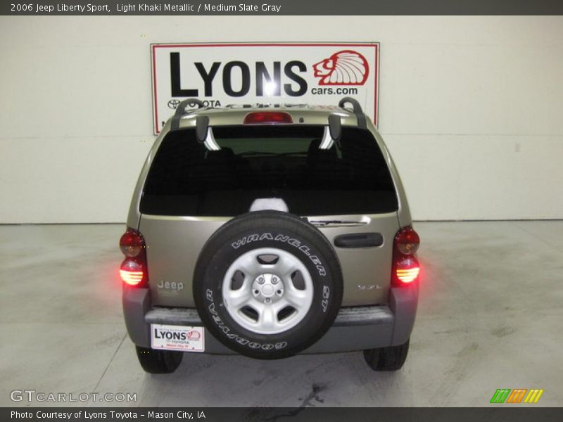 Light Khaki Metallic / Medium Slate Gray 2006 Jeep Liberty Sport