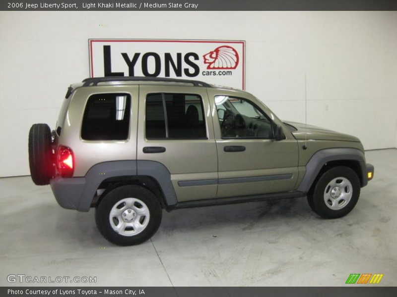 Light Khaki Metallic / Medium Slate Gray 2006 Jeep Liberty Sport