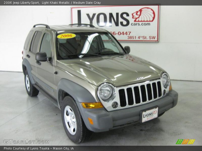 Light Khaki Metallic / Medium Slate Gray 2006 Jeep Liberty Sport