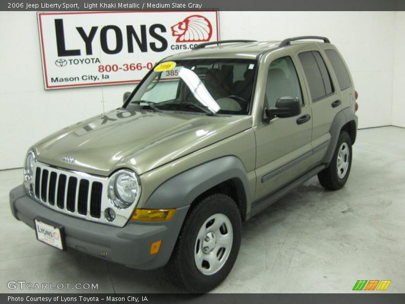 Light Khaki Metallic / Medium Slate Gray 2006 Jeep Liberty Sport