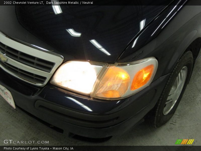 Dark Sapphire Metallic / Neutral 2002 Chevrolet Venture LT
