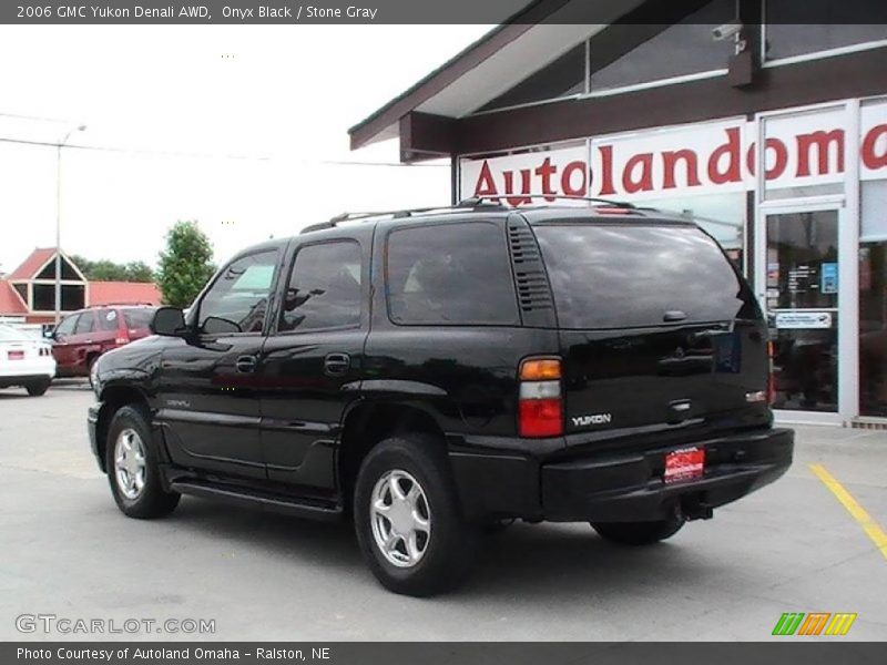 Onyx Black / Stone Gray 2006 GMC Yukon Denali AWD