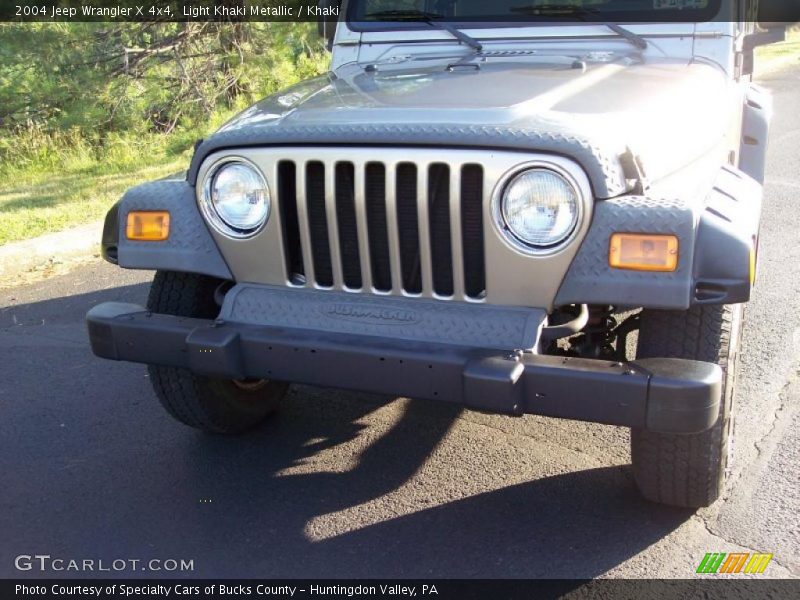 Light Khaki Metallic / Khaki 2004 Jeep Wrangler X 4x4