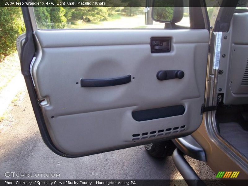 Light Khaki Metallic / Khaki 2004 Jeep Wrangler X 4x4
