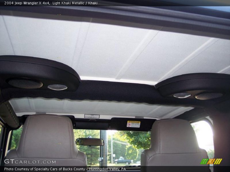 Light Khaki Metallic / Khaki 2004 Jeep Wrangler X 4x4