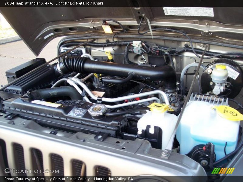 Light Khaki Metallic / Khaki 2004 Jeep Wrangler X 4x4