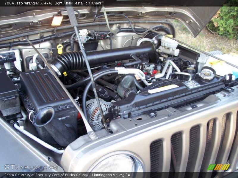 Light Khaki Metallic / Khaki 2004 Jeep Wrangler X 4x4
