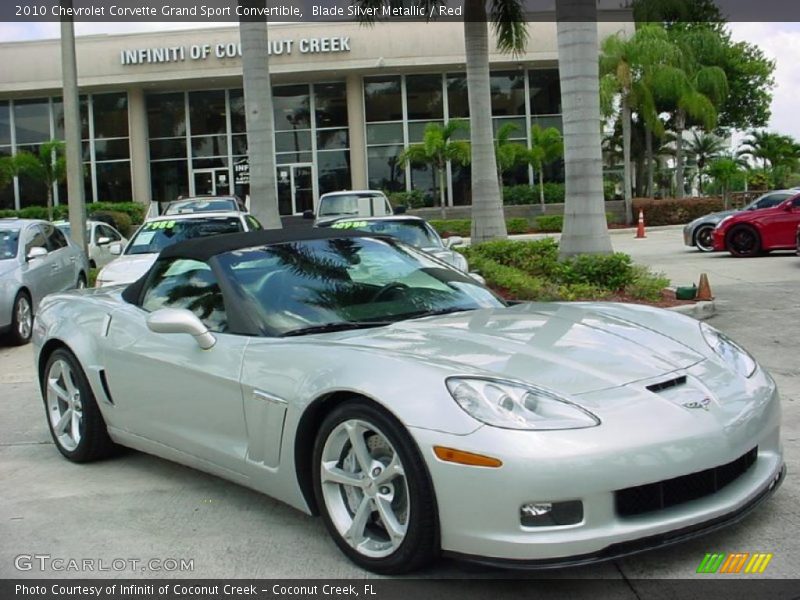 Blade Silver Metallic / Red 2010 Chevrolet Corvette Grand Sport Convertible