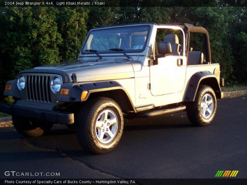 Light Khaki Metallic / Khaki 2004 Jeep Wrangler X 4x4