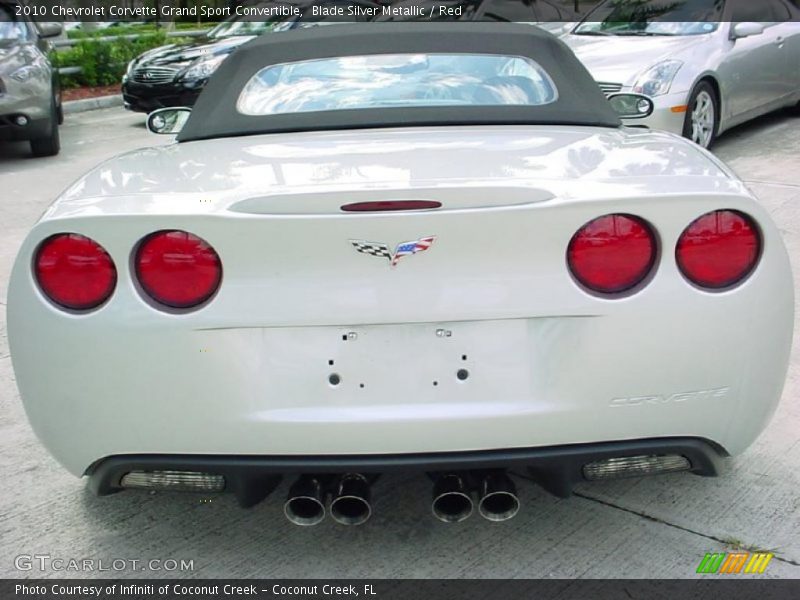 Blade Silver Metallic / Red 2010 Chevrolet Corvette Grand Sport Convertible