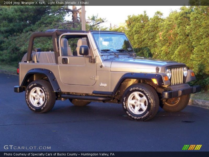 Light Khaki Metallic / Khaki 2004 Jeep Wrangler X 4x4