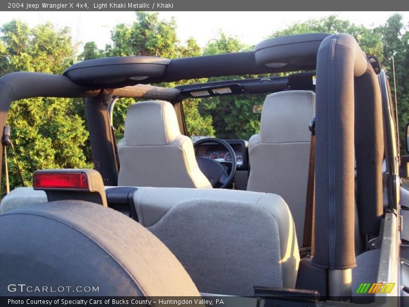 Light Khaki Metallic / Khaki 2004 Jeep Wrangler X 4x4