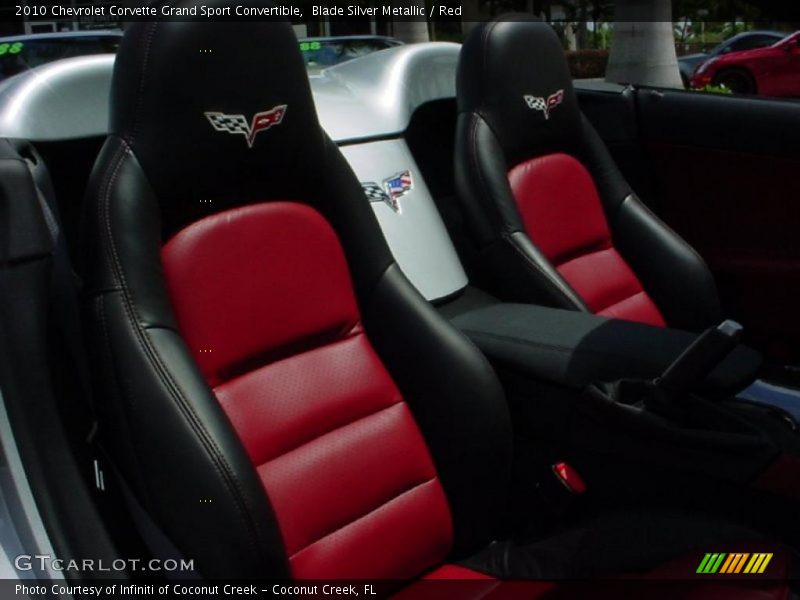 Blade Silver Metallic / Red 2010 Chevrolet Corvette Grand Sport Convertible