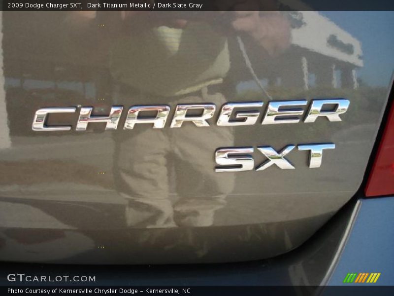 Dark Titanium Metallic / Dark Slate Gray 2009 Dodge Charger SXT