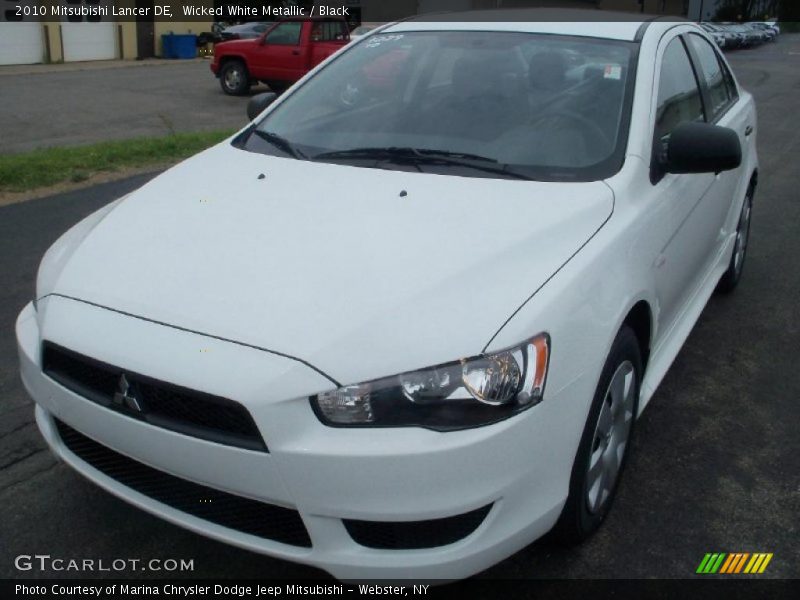 Wicked White Metallic / Black 2010 Mitsubishi Lancer DE