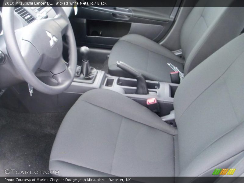 Wicked White Metallic / Black 2010 Mitsubishi Lancer DE