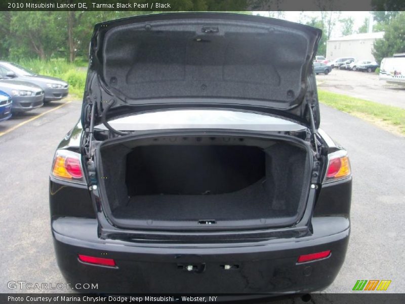 Tarmac Black Pearl / Black 2010 Mitsubishi Lancer DE