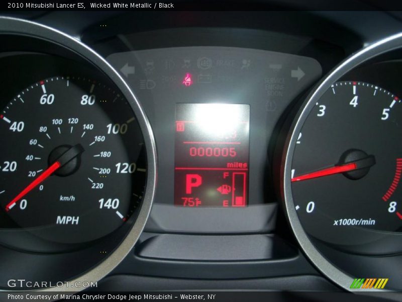 Wicked White Metallic / Black 2010 Mitsubishi Lancer ES