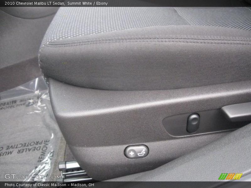 Summit White / Ebony 2010 Chevrolet Malibu LT Sedan