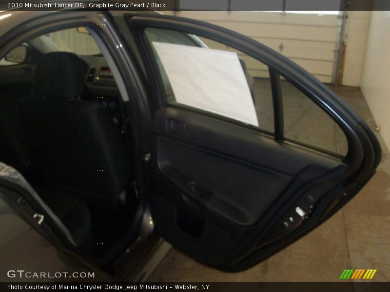 Graphite Gray Pearl / Black 2010 Mitsubishi Lancer DE