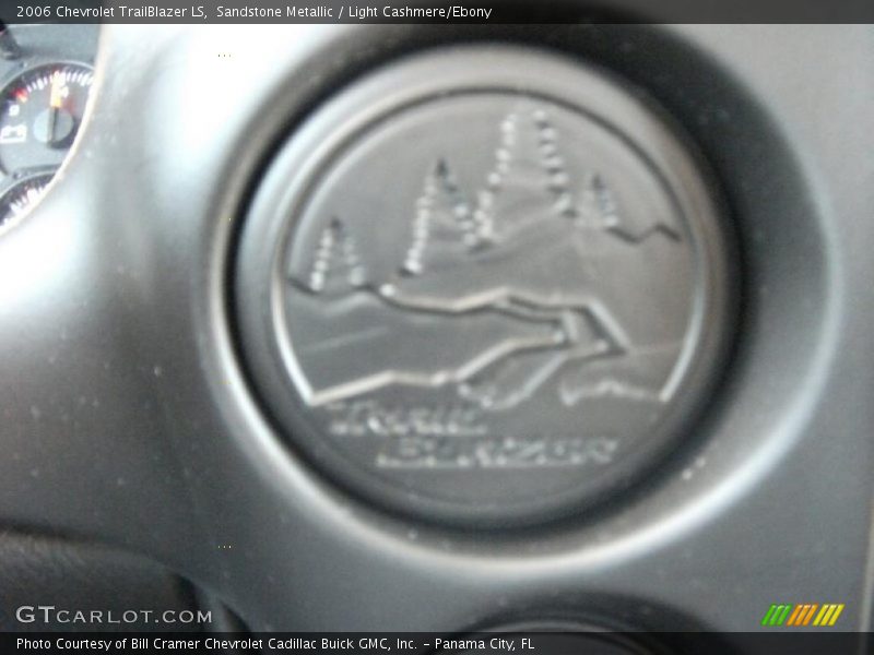 Sandstone Metallic / Light Cashmere/Ebony 2006 Chevrolet TrailBlazer LS