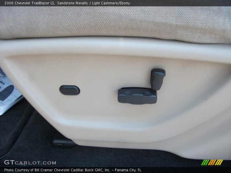 Sandstone Metallic / Light Cashmere/Ebony 2006 Chevrolet TrailBlazer LS