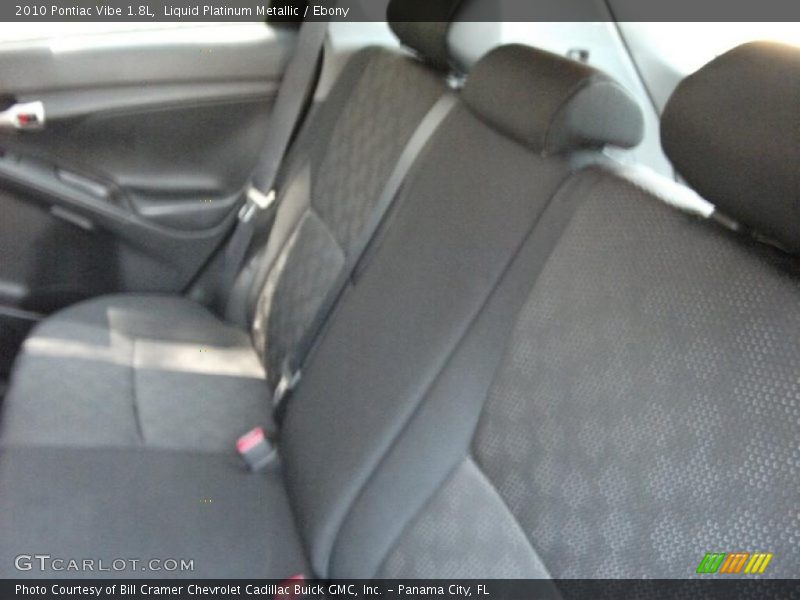 Liquid Platinum Metallic / Ebony 2010 Pontiac Vibe 1.8L
