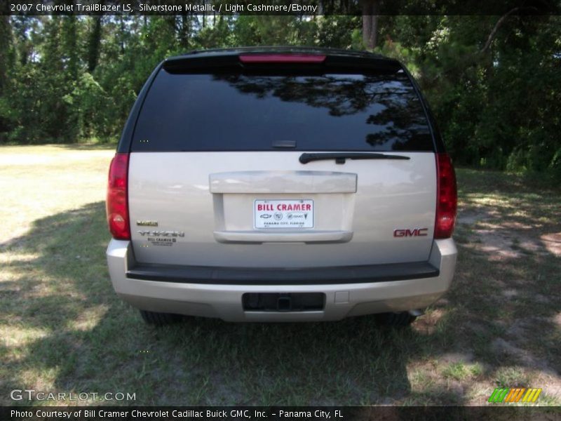 Silverstone Metallic / Light Cashmere/Ebony 2007 Chevrolet TrailBlazer LS