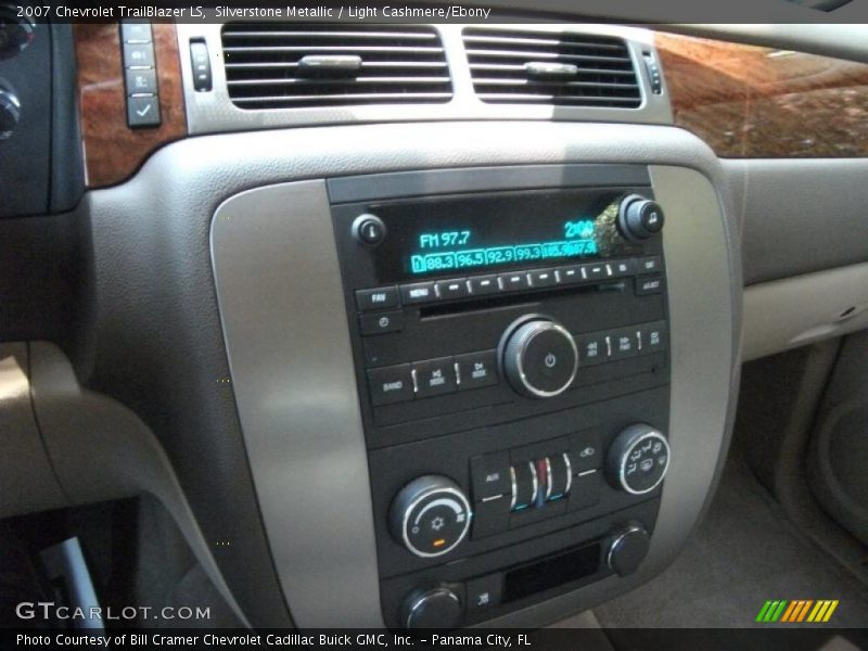 Silverstone Metallic / Light Cashmere/Ebony 2007 Chevrolet TrailBlazer LS