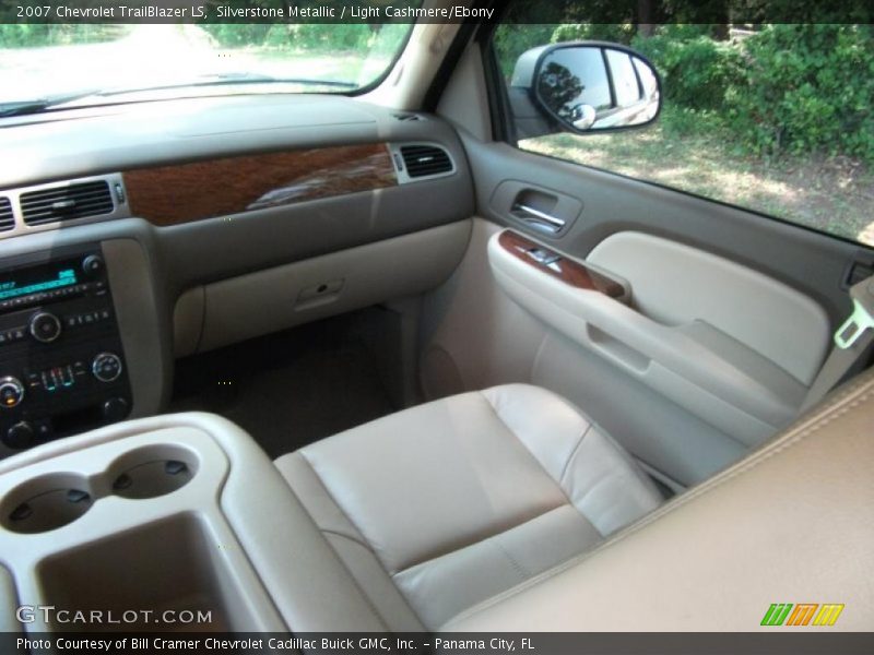 Silverstone Metallic / Light Cashmere/Ebony 2007 Chevrolet TrailBlazer LS