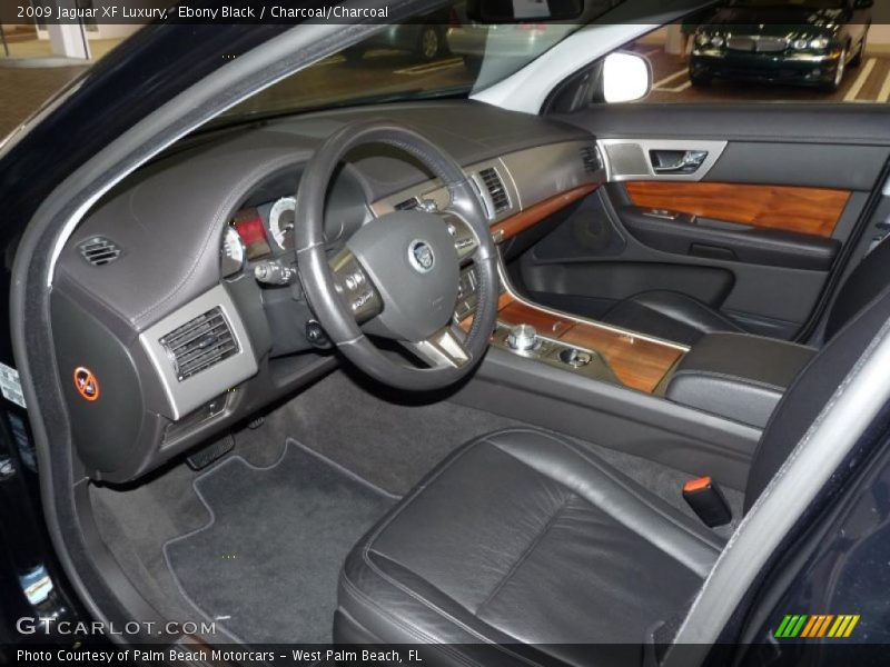 Ebony Black / Charcoal/Charcoal 2009 Jaguar XF Luxury